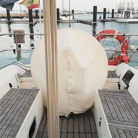 Boat-Apartamento Flotante Cadiz.. La Juanita Arroyo المظهر الخارجي الصورة